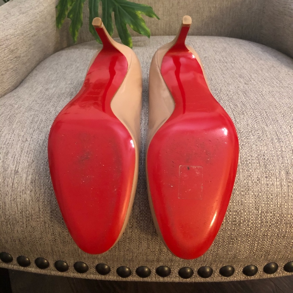 100% Authentic Christian Louboutin 70 Simple
